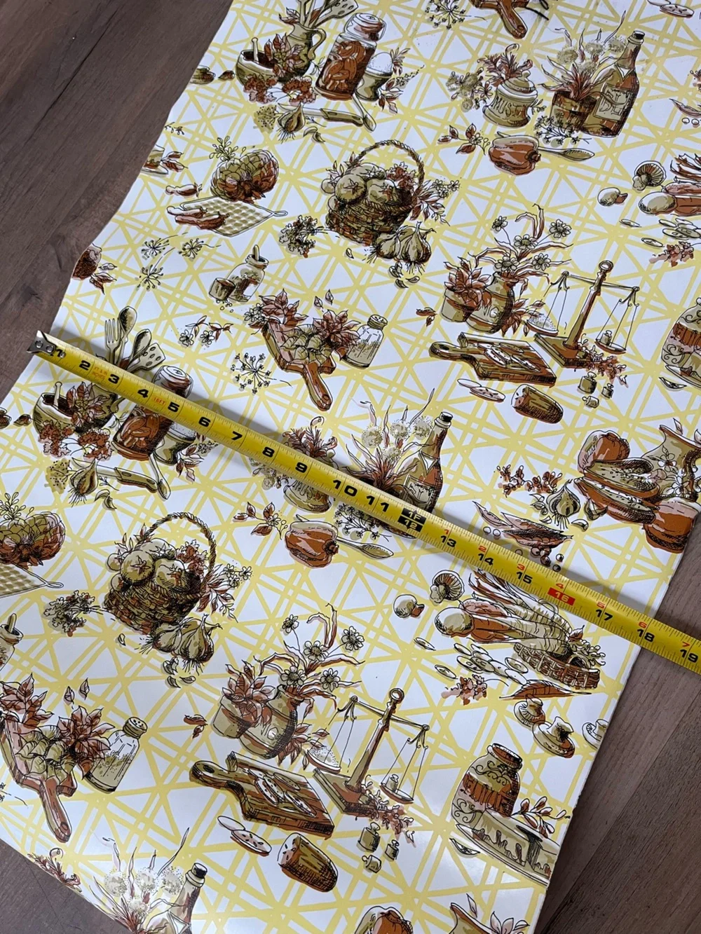 Vintage 70’s Kwik Kover kitch kitchen contact paper roll